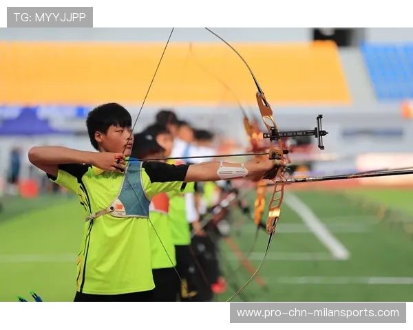 射箭俱乐部加强青少年比赛的 officiating（执裁）培训机制，射箭俱乐部年卡